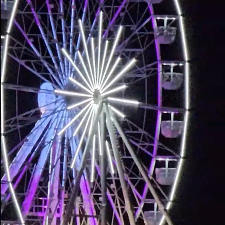 Please Vip Costinești