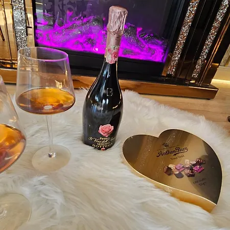 Please Vip * Costinești