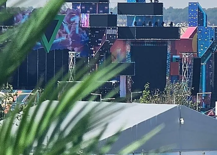 Please Vip Apartament *